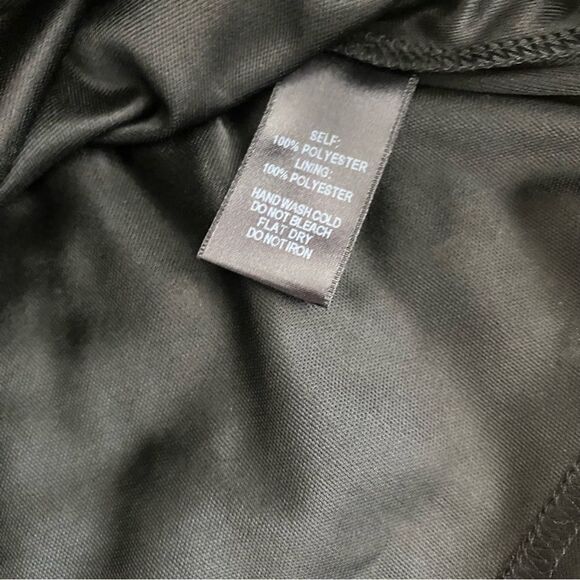 Lulu’s | Midnight Voyage Black Floral Print Romper - Picture 12 of 12